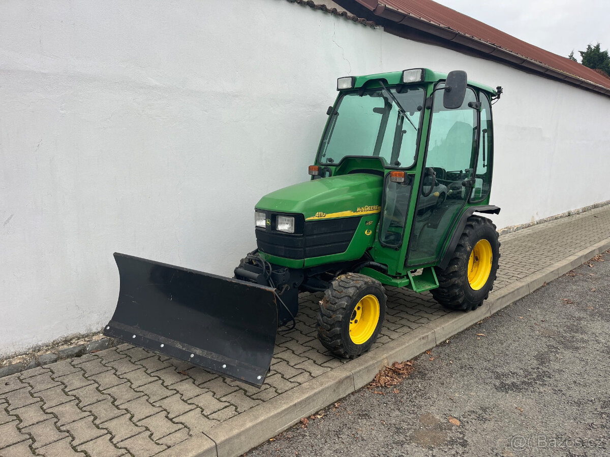 Malotraktor John Deere 4110 4x4