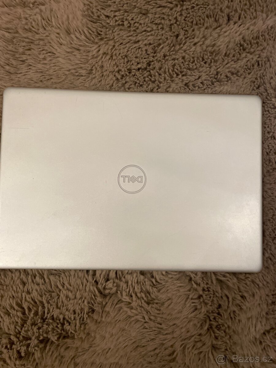 Dell inspiron 3501