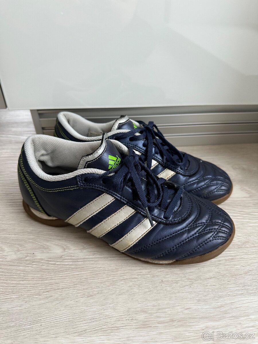 Sálové boty Adidas vel. 38