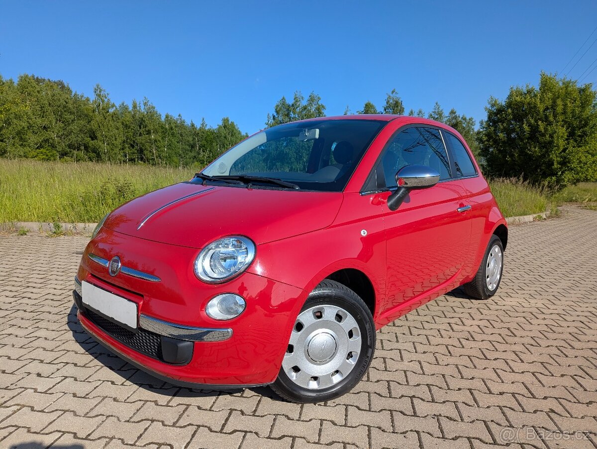 FIAT 500 Lounge 1.2i 51Kw 1. MAJ. 71.412km 2014