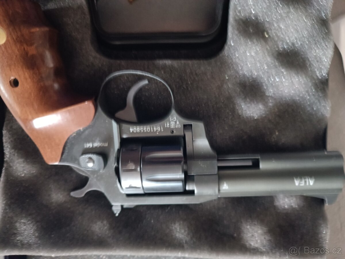 Alfa-proj model 641 cal.6 mm