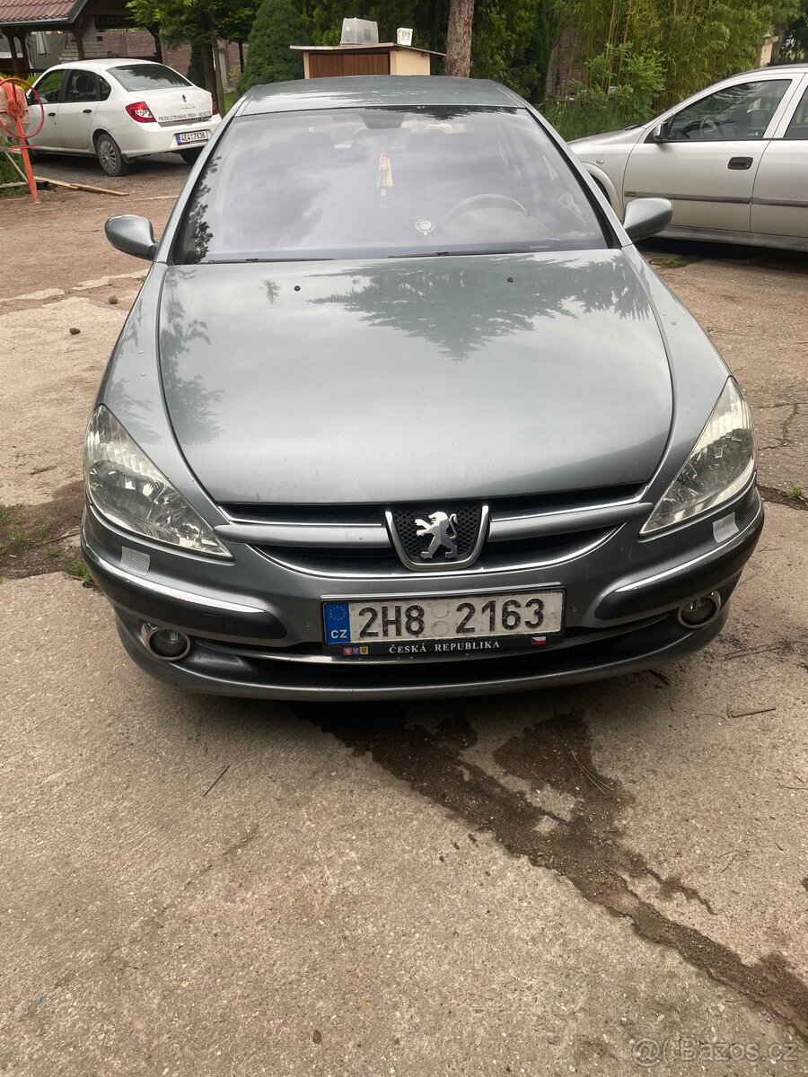Peugeot 607