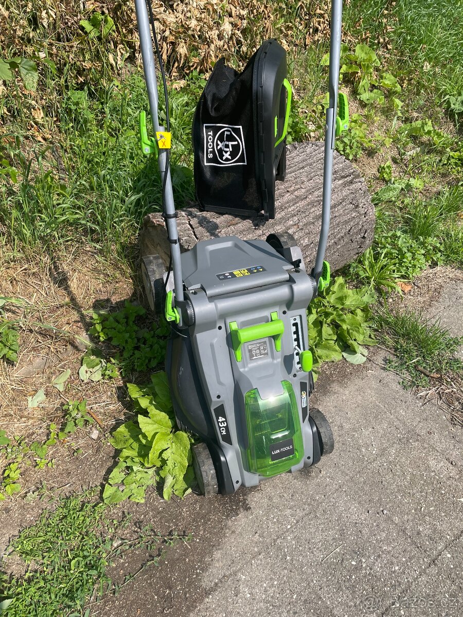 aku-sekačka