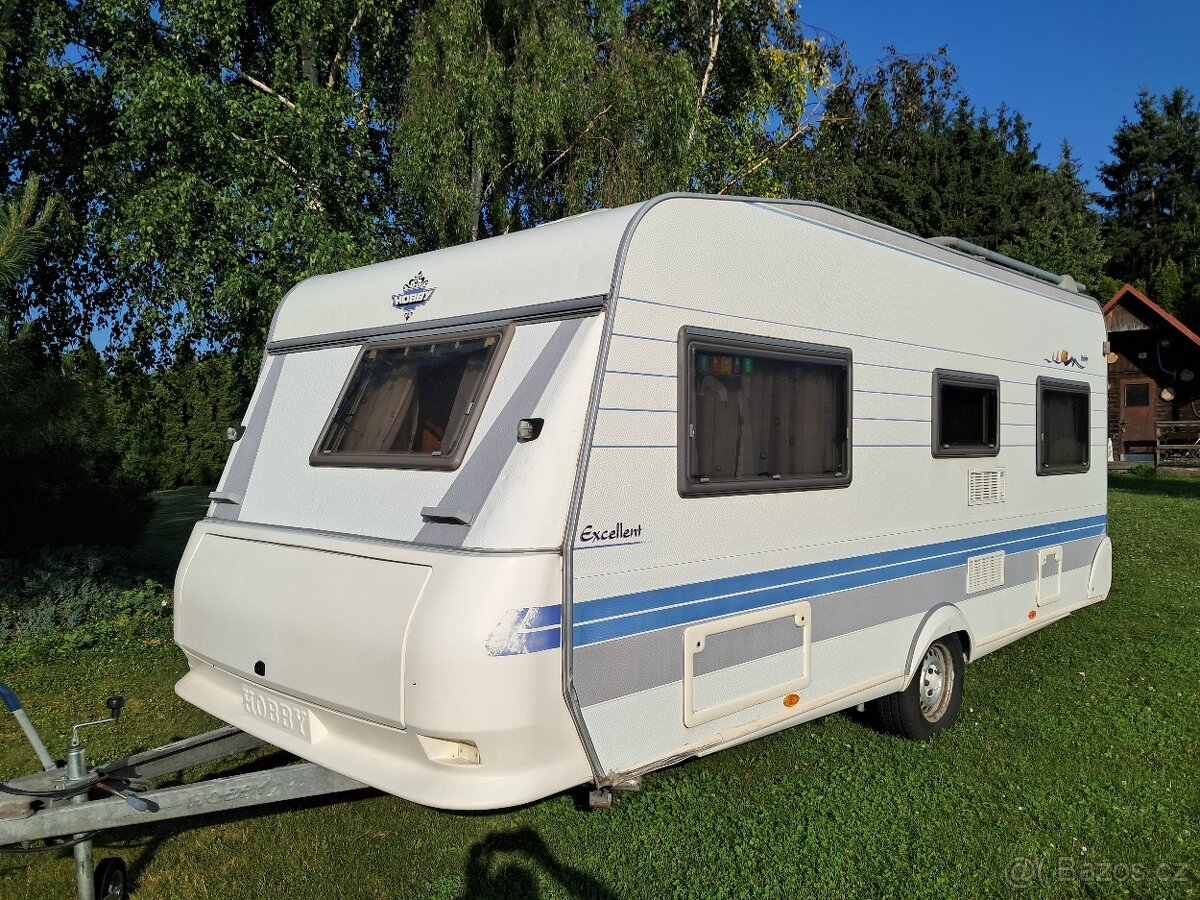 Hobby 495 rok 2002 nová STk
