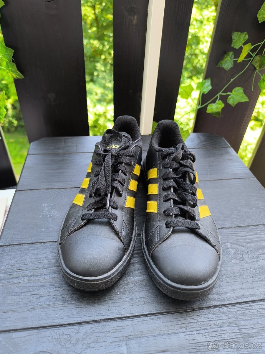Tenisky Adidas 37