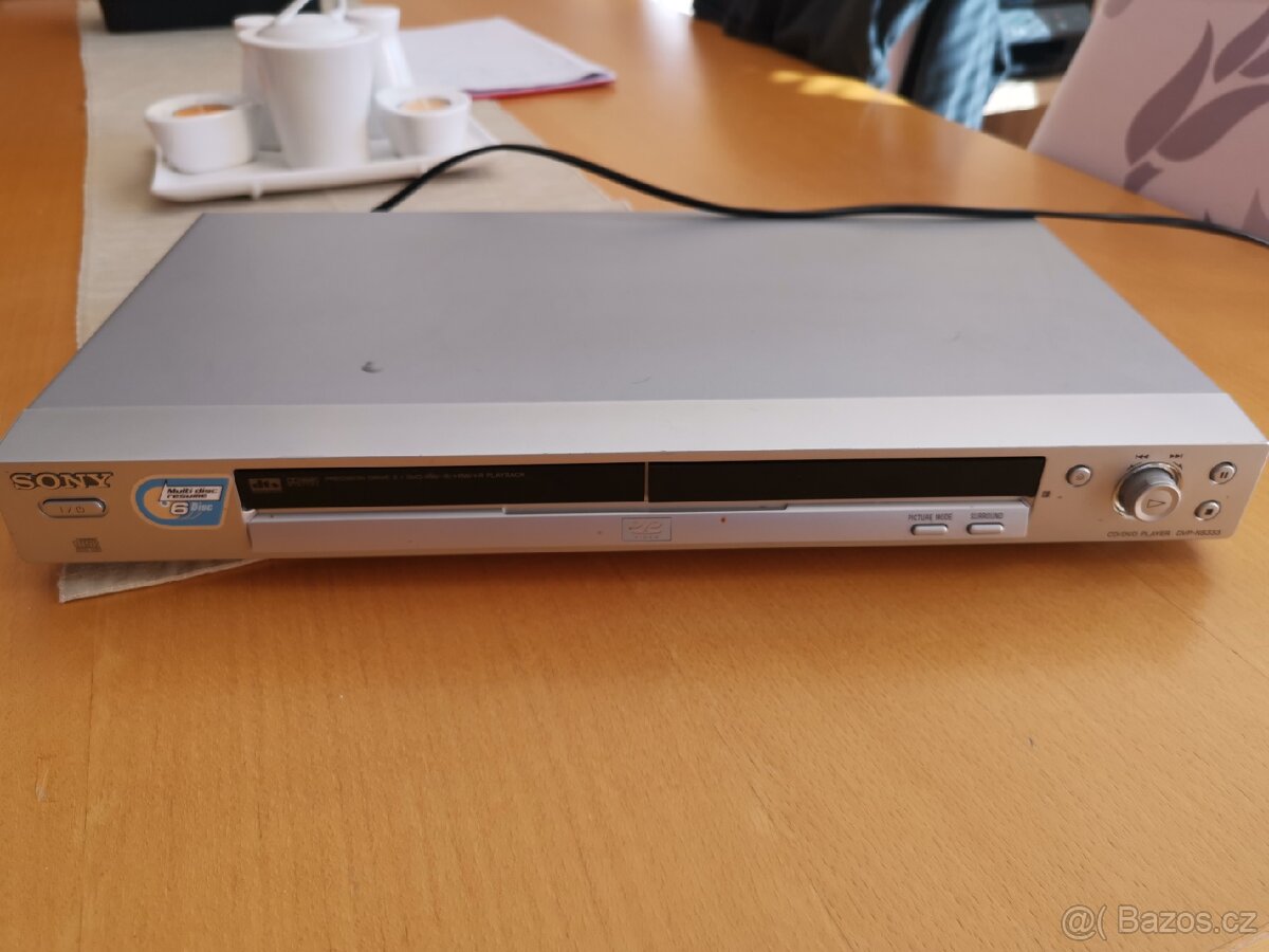 CD/DVD PŘEHRÁVAČ SONY