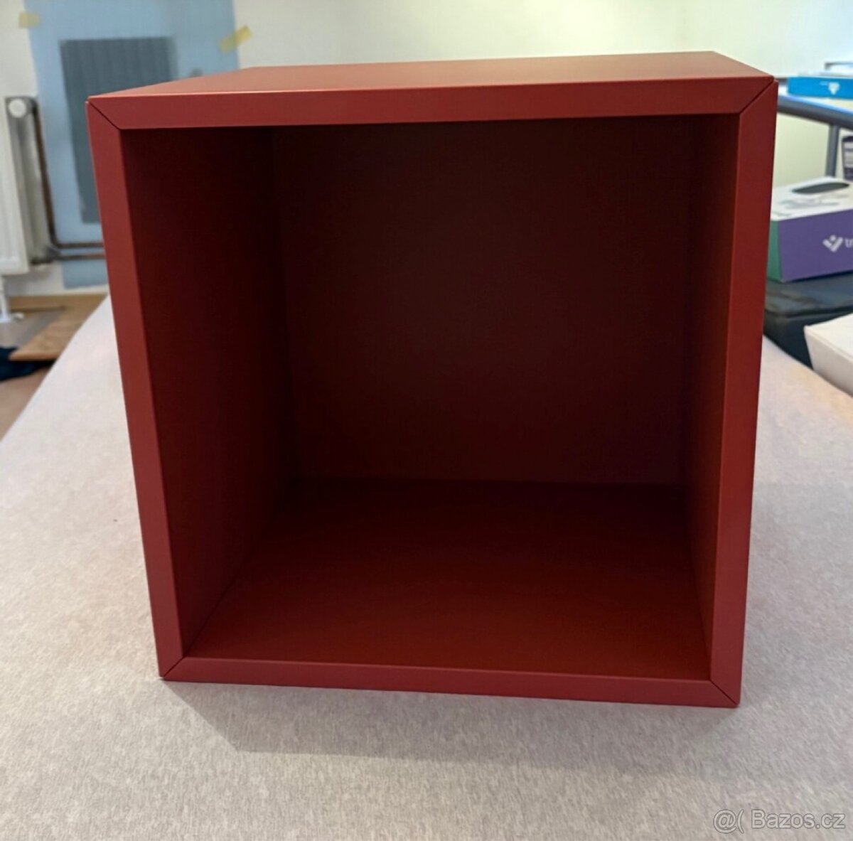 Skřiňka Ikea