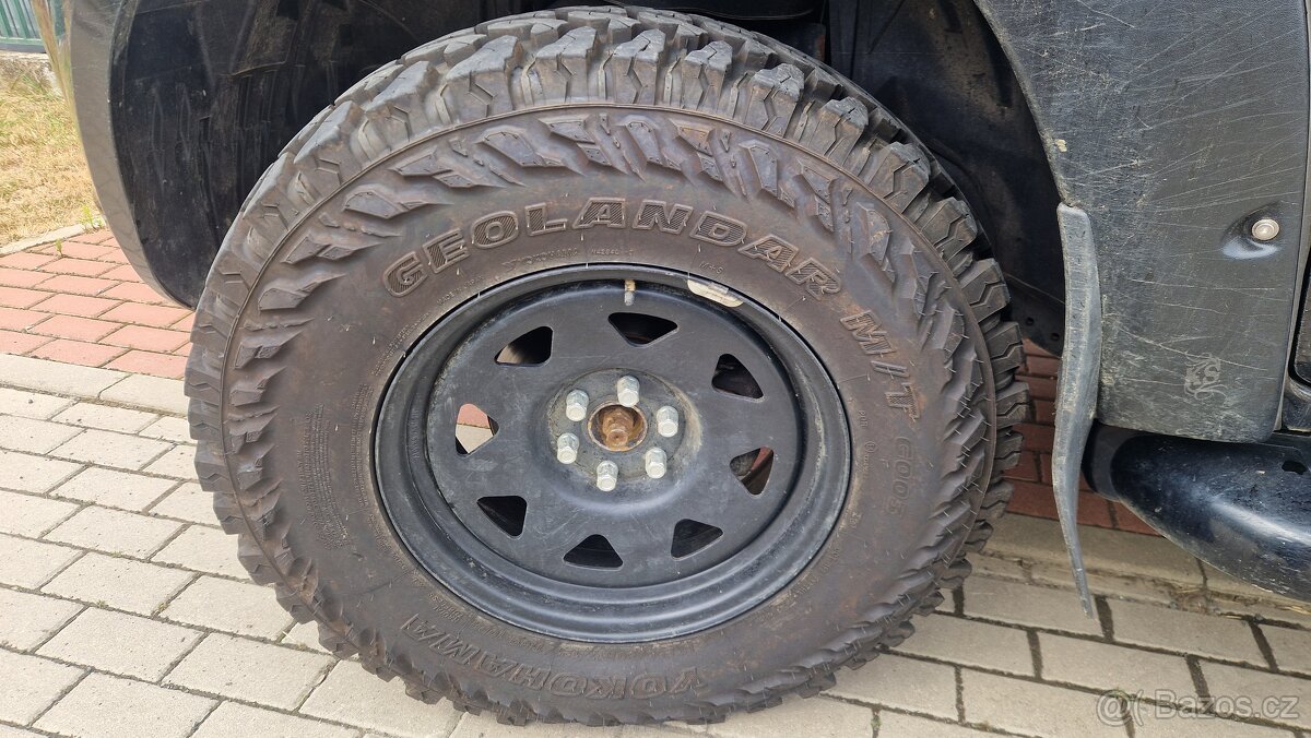 255/80R17 Yokohama geolandar M/T, 4X NOVÉ