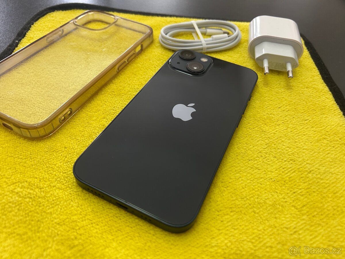 iPhone 13 – 128 GB, černá barva