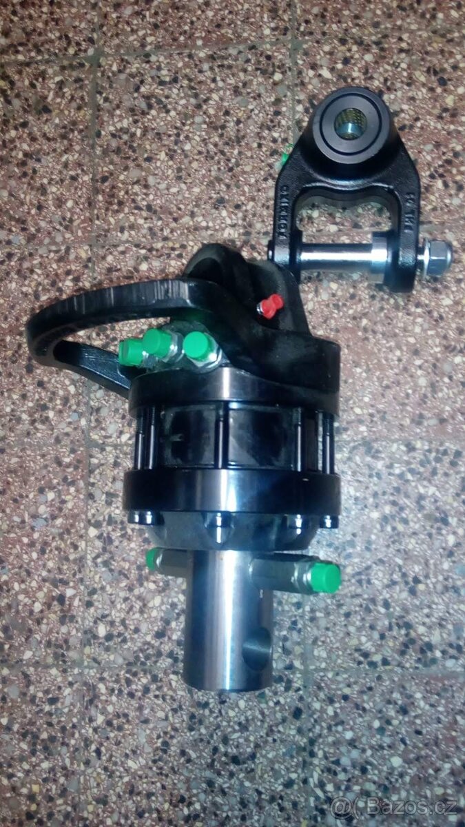 hydraulický rotátor FORMIKO 4,5 t-doprava po ČR ZDARMA