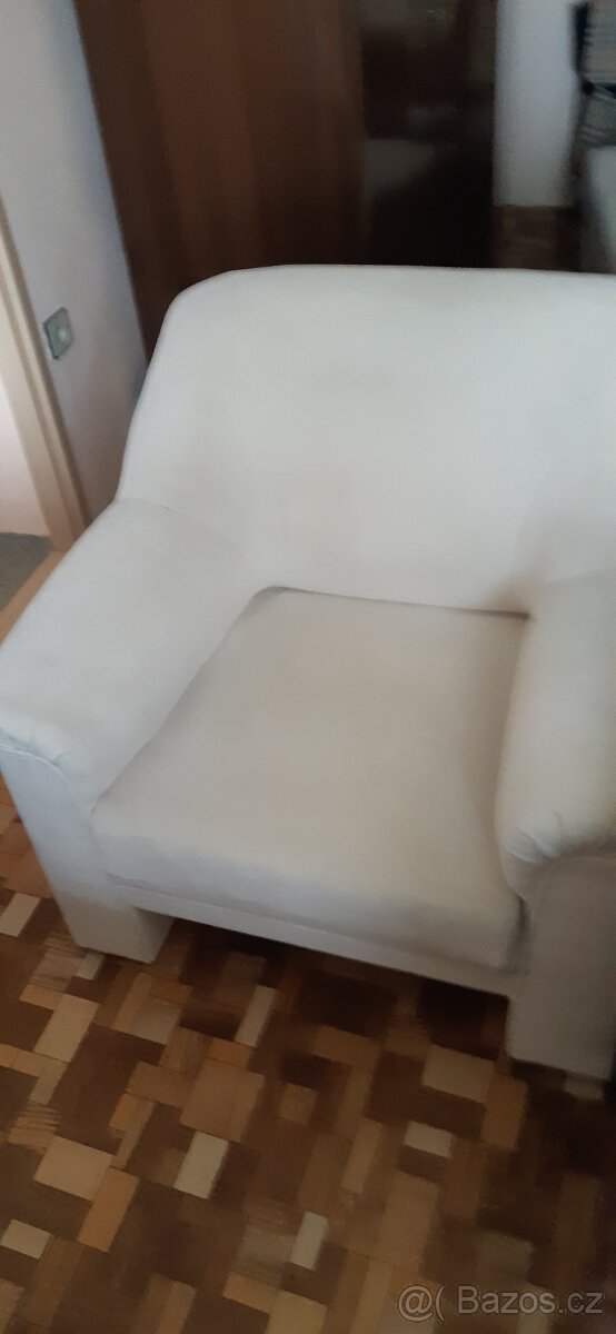 rohová sedačka a křeslo
