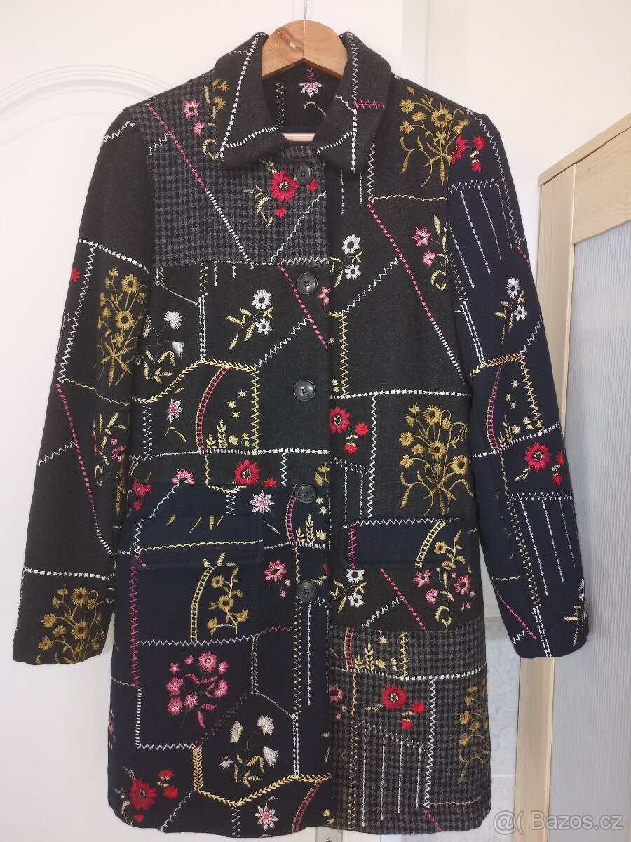 Kabát Desigual
