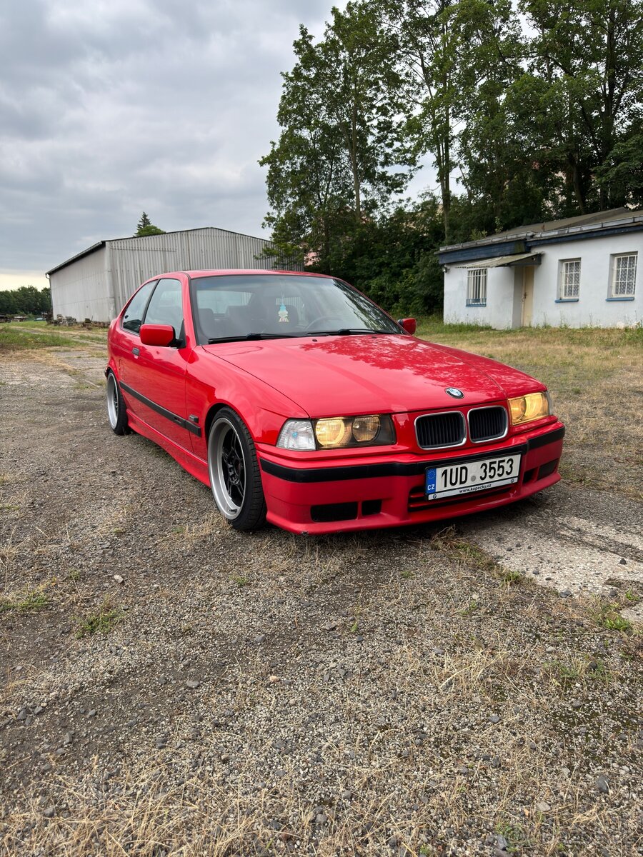 BMW E36 316i compact