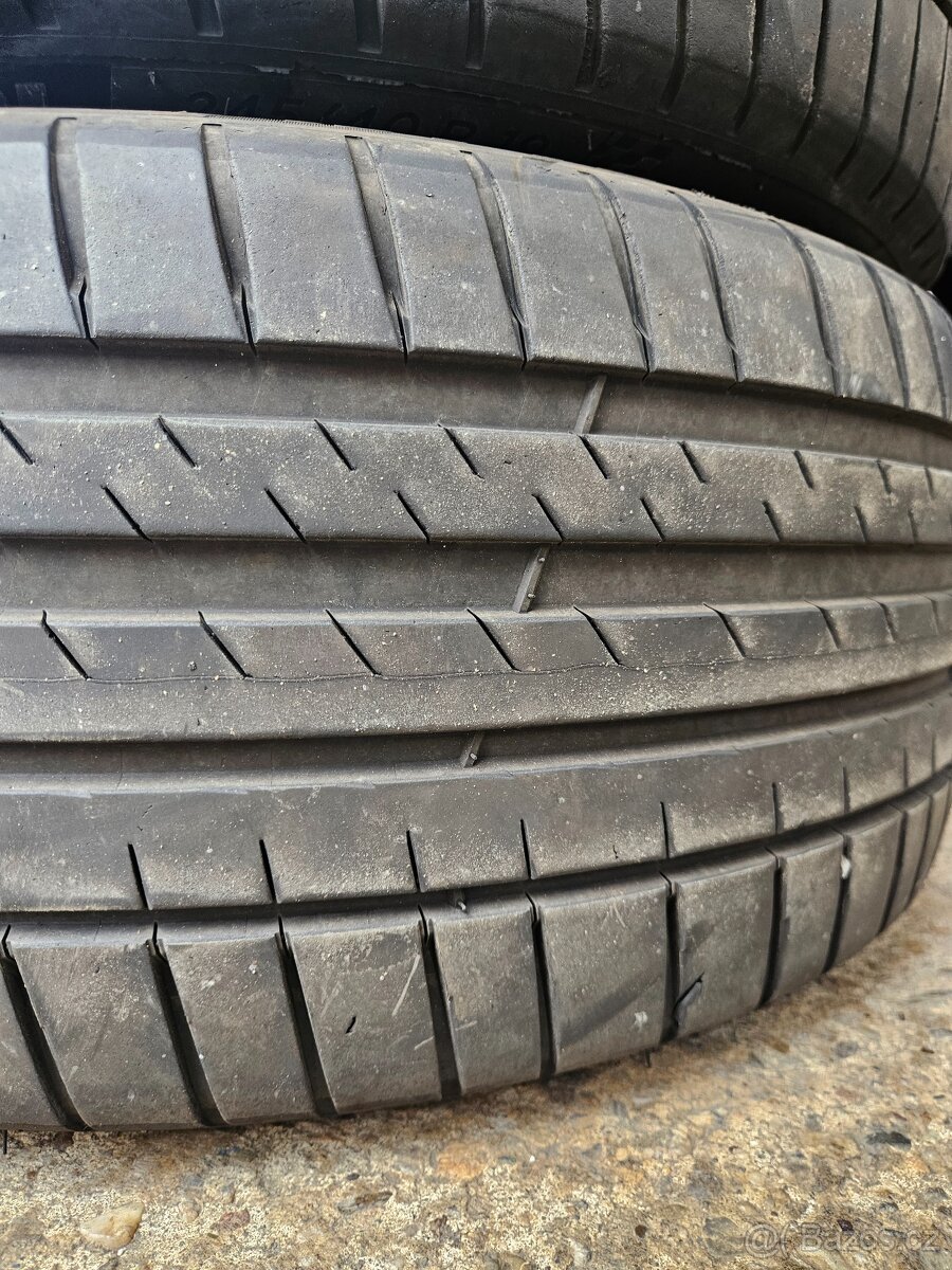 245/40R19 98Y XL RFT Pilot Sport 4 MICHELIN