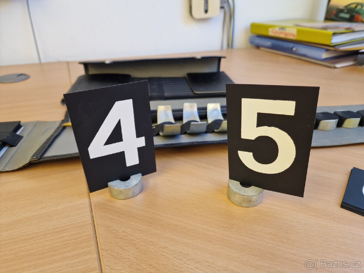 Sada číselných tabulek kriminalistika Küllenberg Essen NOVÁ