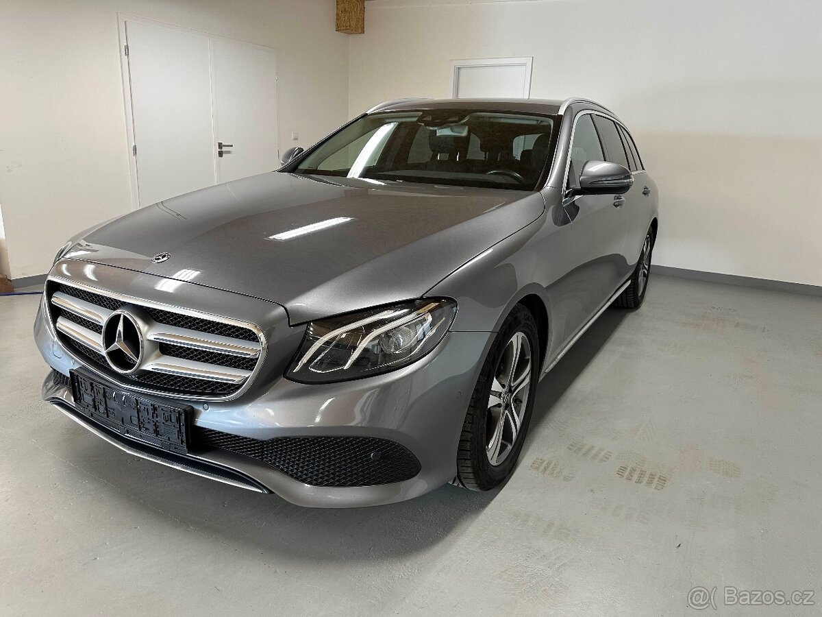 Mercedes-Benz E200d Technology Edition