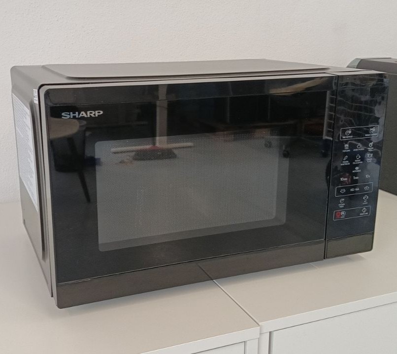 Mikrovlnka SHARP YC-MS252AE-B