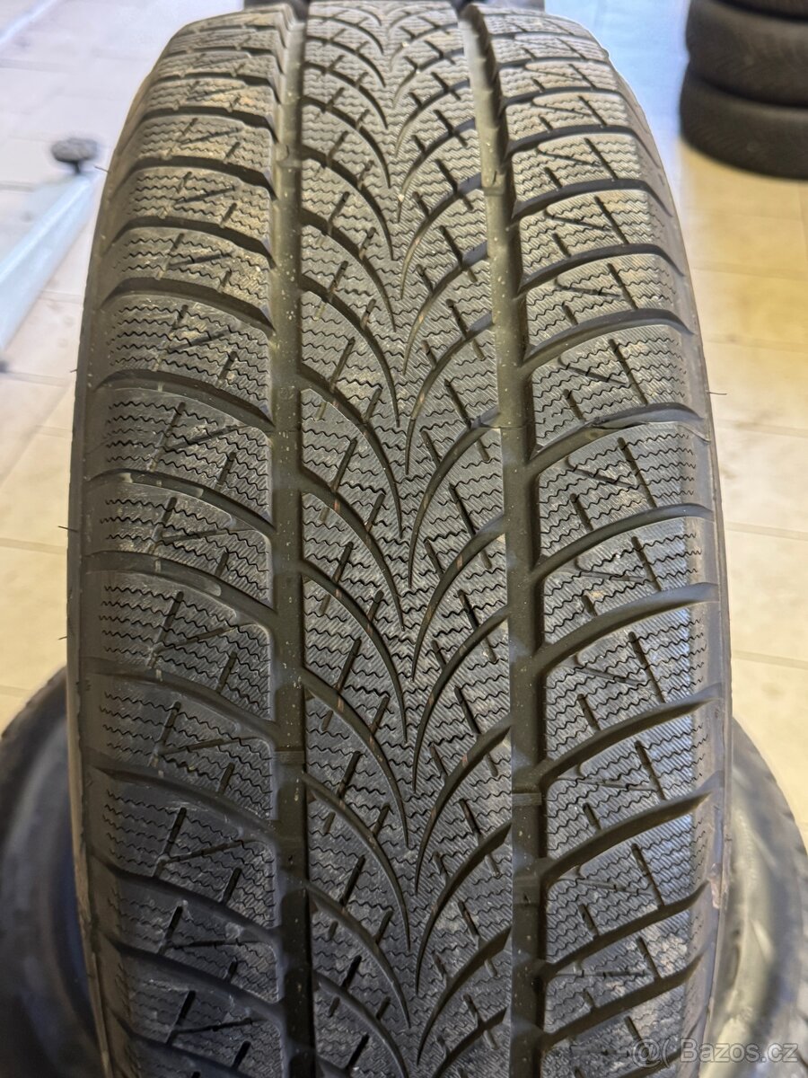 215/55r16