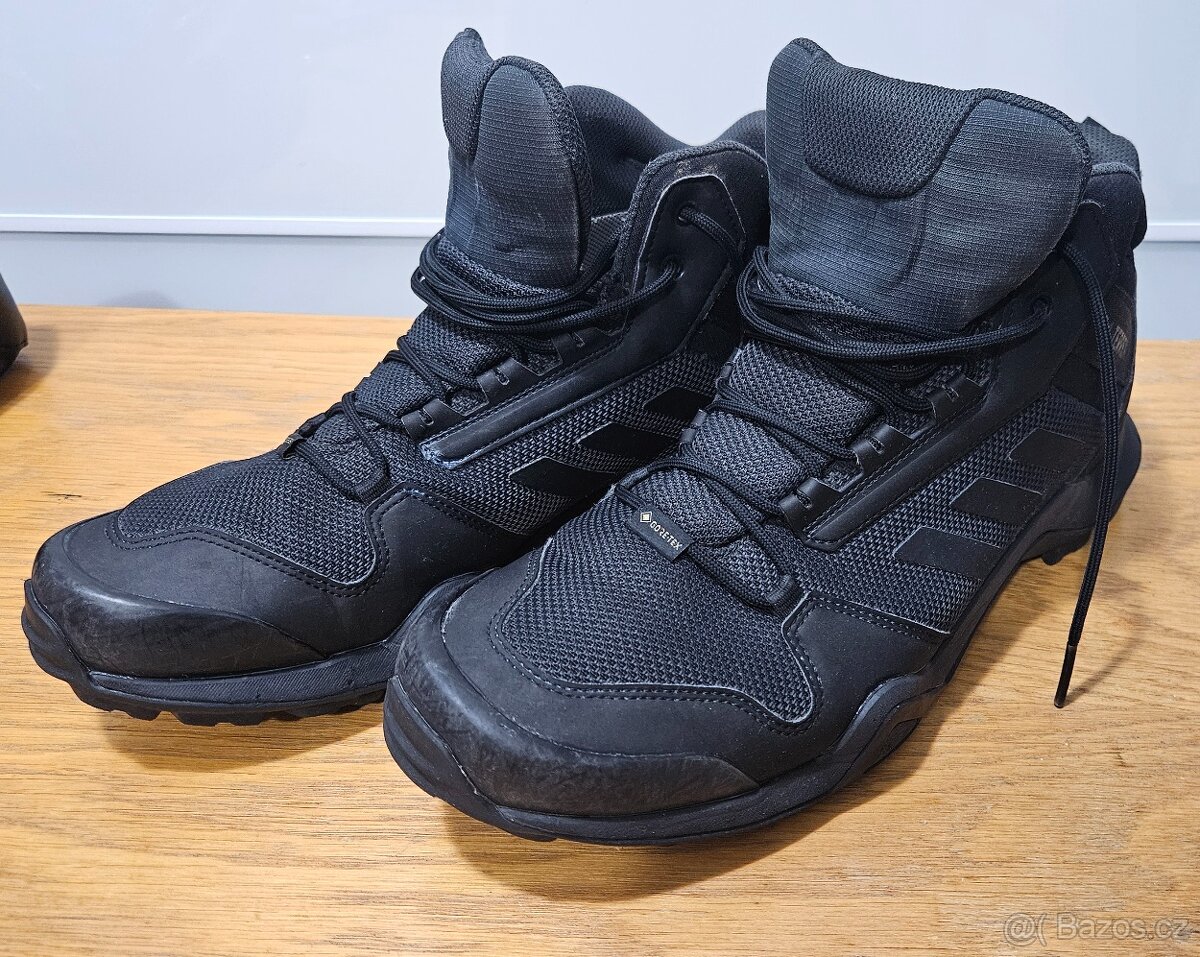 Outdoorové boty Adidas TERREX vel. 46