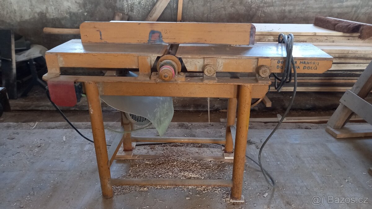 Hoblovka, srovnávačka domácí