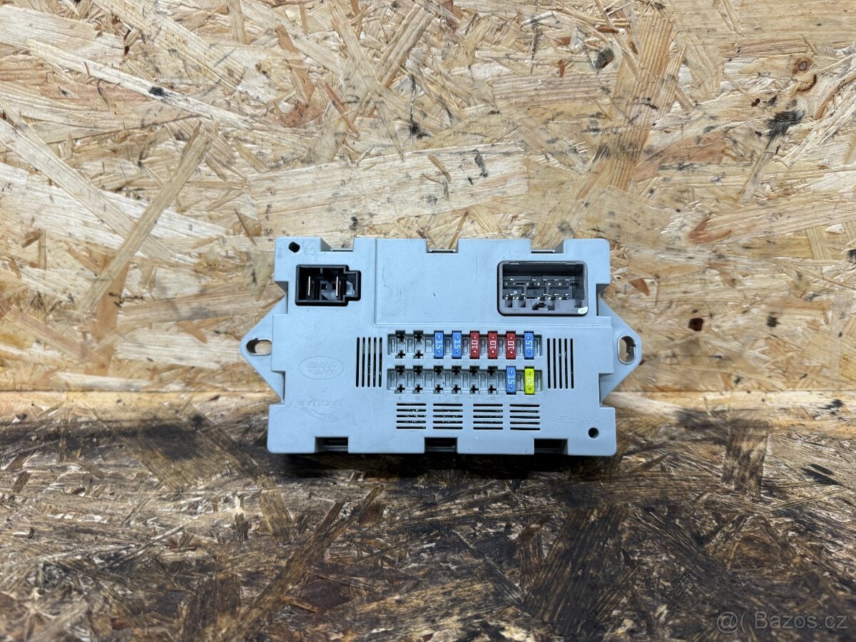 POJISTKOVÁ SKŘÍŇ LAND ROVER DISCOVERY SPORT CPLA-14Q073-AA