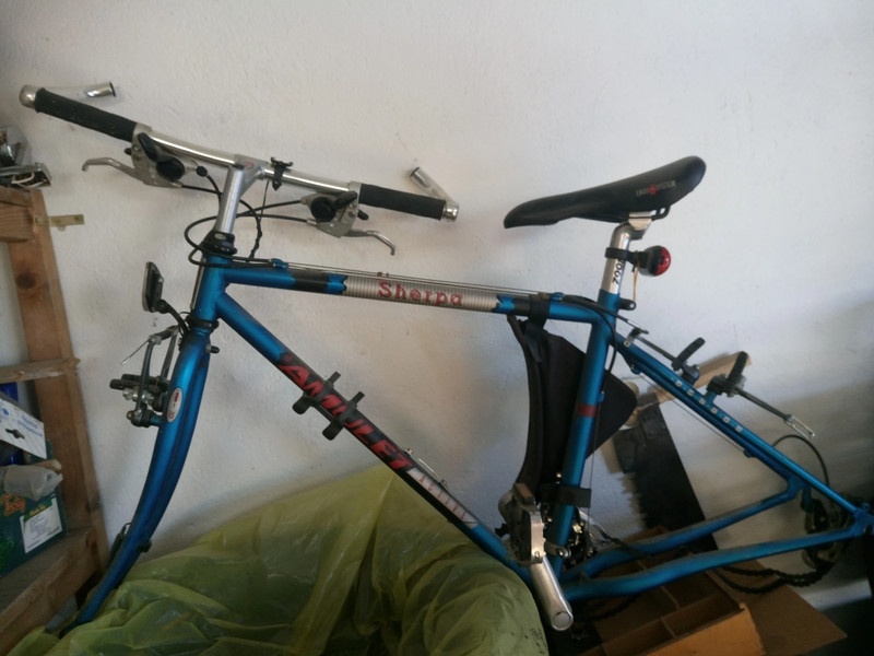 Ram a predni kolo Amulet Sharp