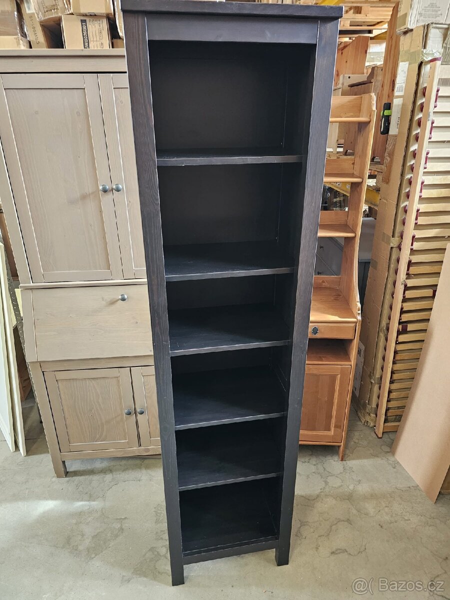 KNIHOVNA IKEA HEMNES