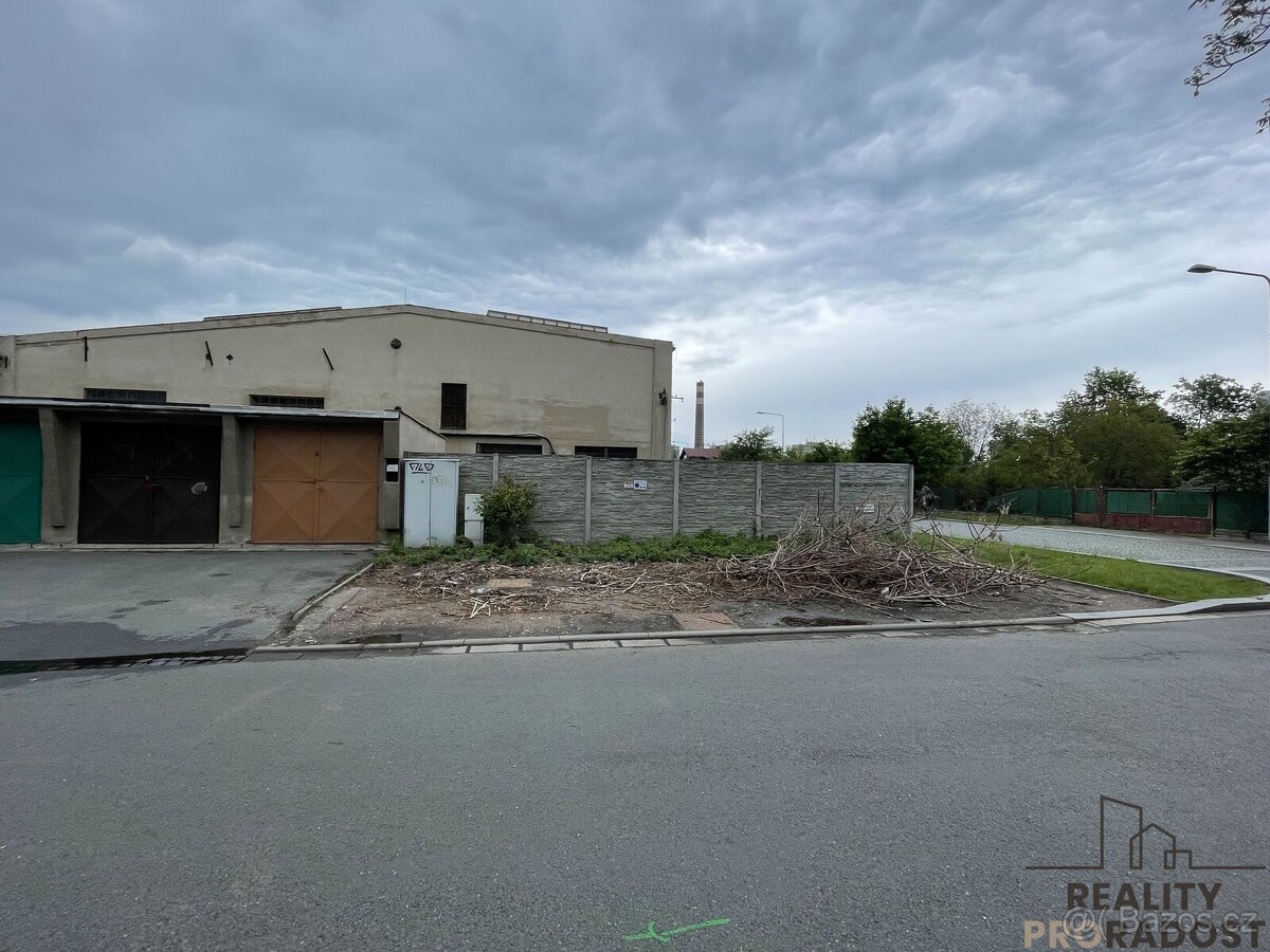 Pronájem parkovacího stání, Pardubice