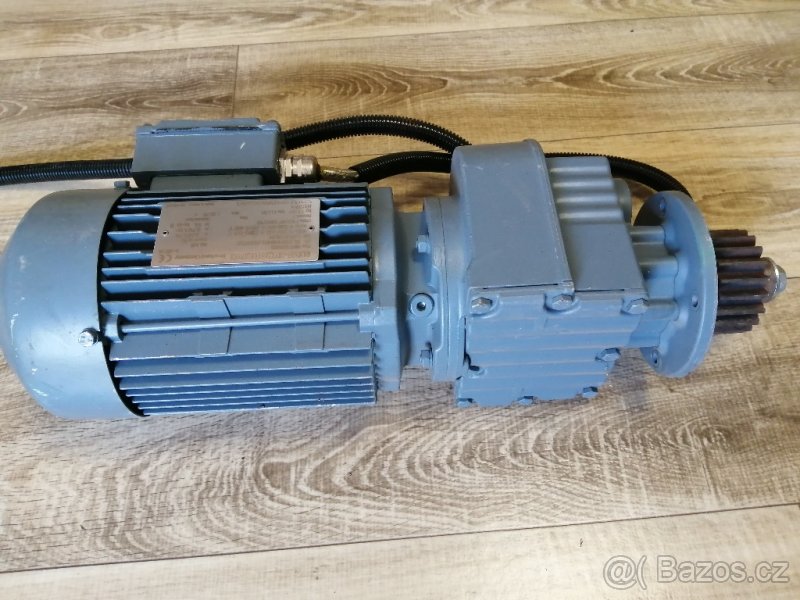 Prodám nový elektromotor s převodovkou SEW 0.55kw,47ot/min