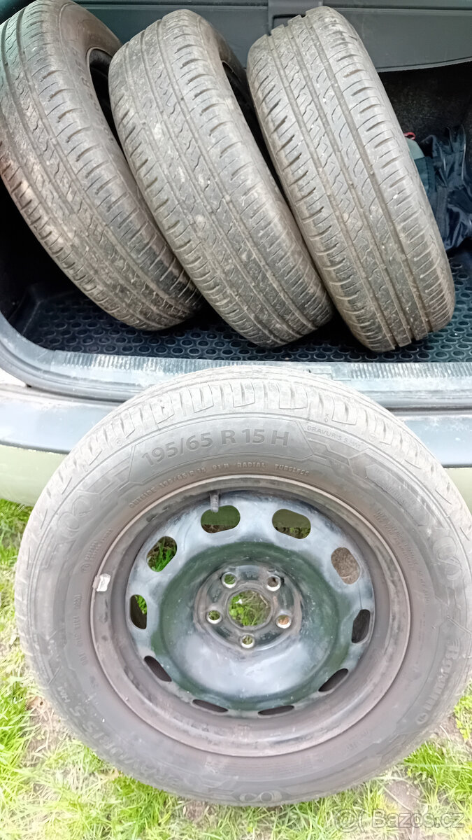 Plech disky Octavia I, včetně letních pneu 195/65 R15