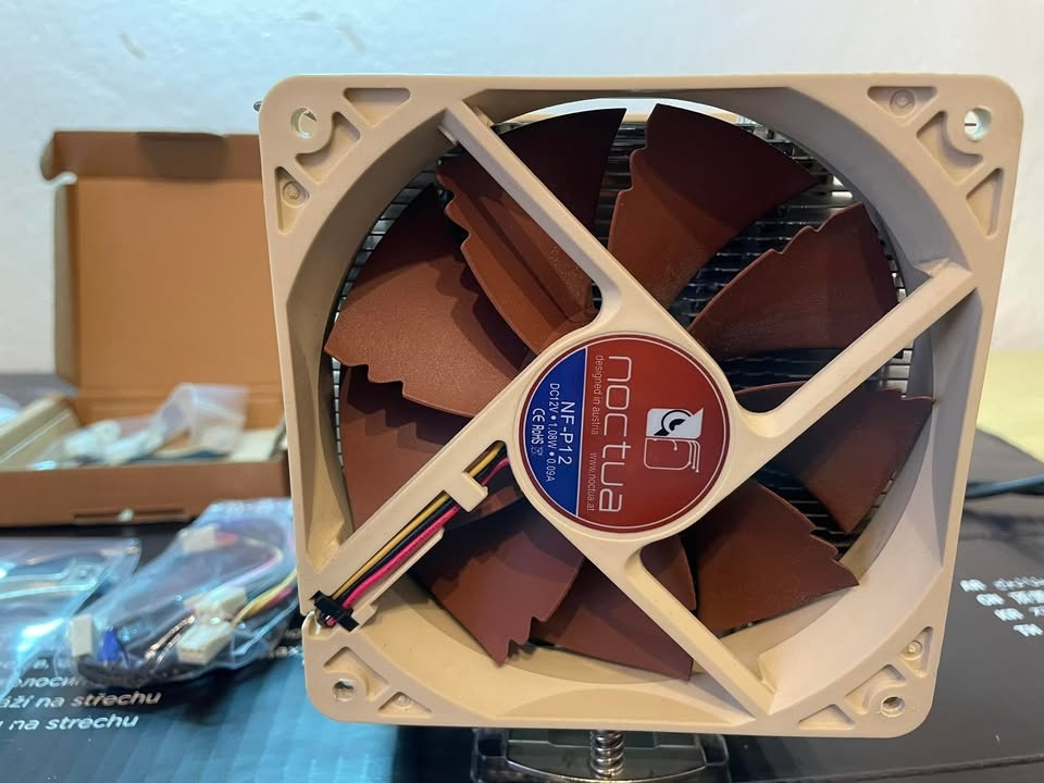 Prodám CPU chladič Noctua NH-U12P SE2