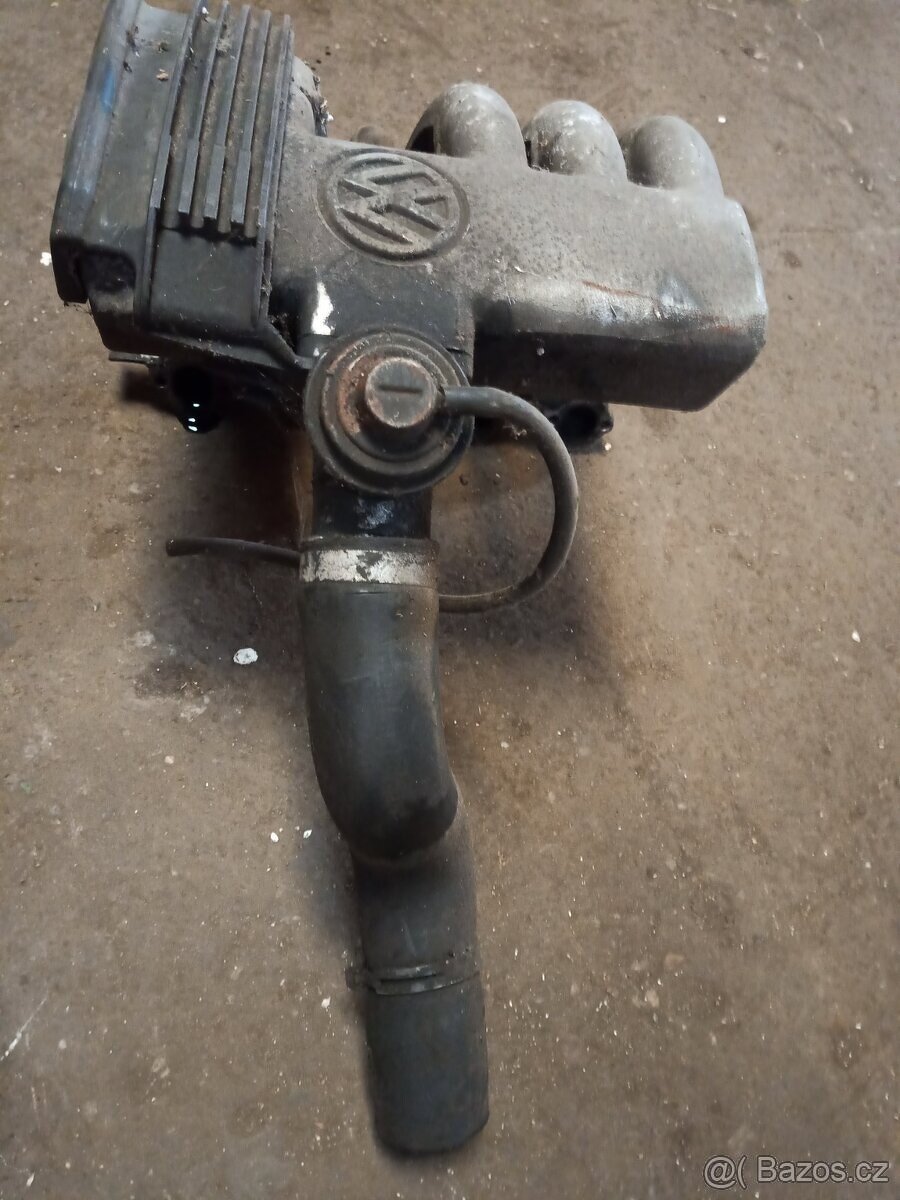 Volkswagen LT 2,5 sání a EGR ventil