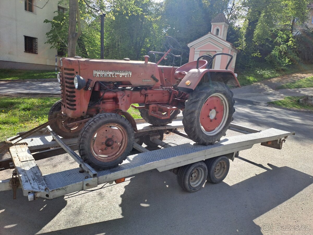 Koupím chladič na MC cormick farmall d 217