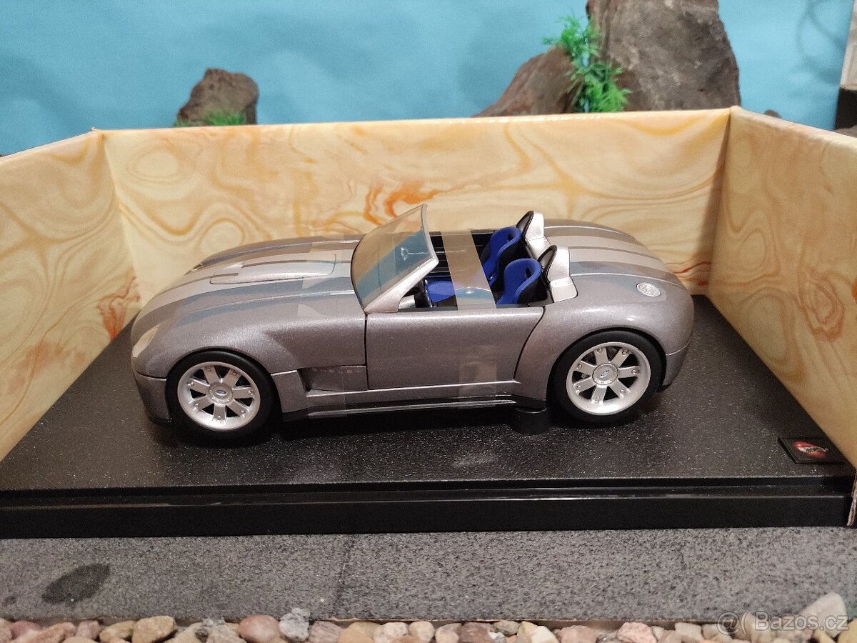 Prodám nový model 1:18 Shelby cobra concept