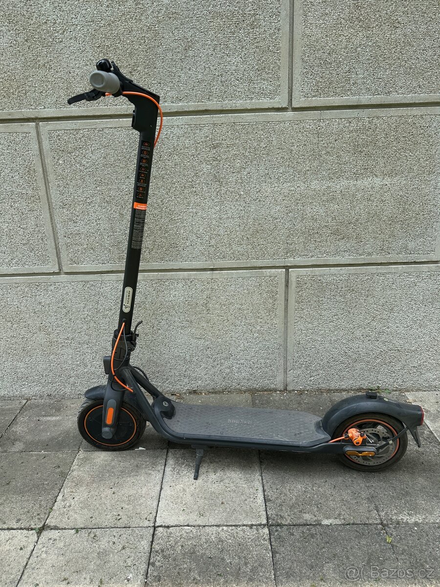 Kolobezka Segway ninebot F40