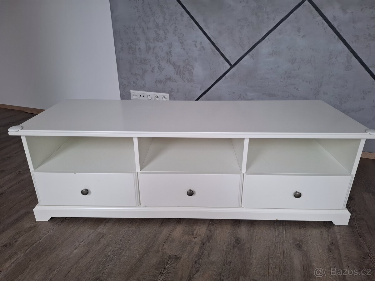 Ikea televizní stolek-masiv