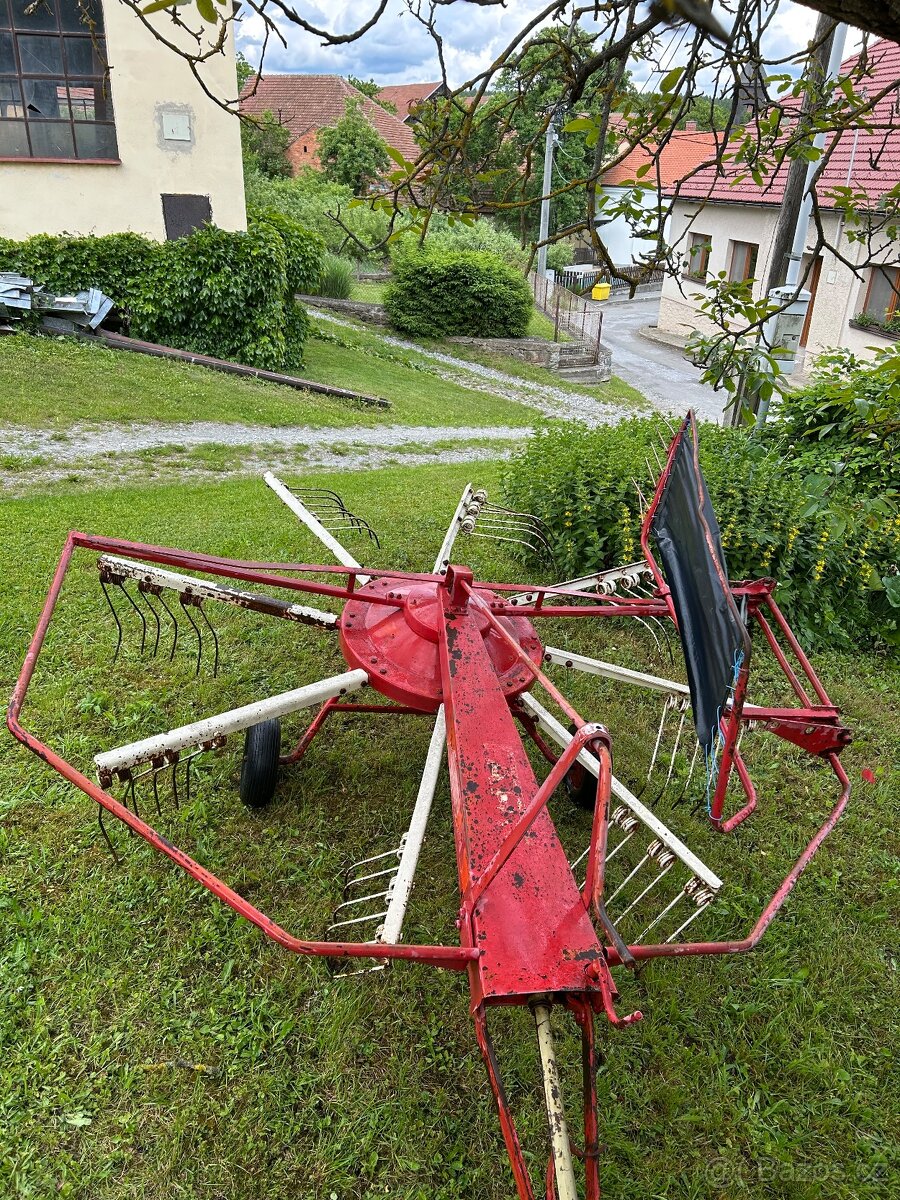 Řádkovač Fahr KS80