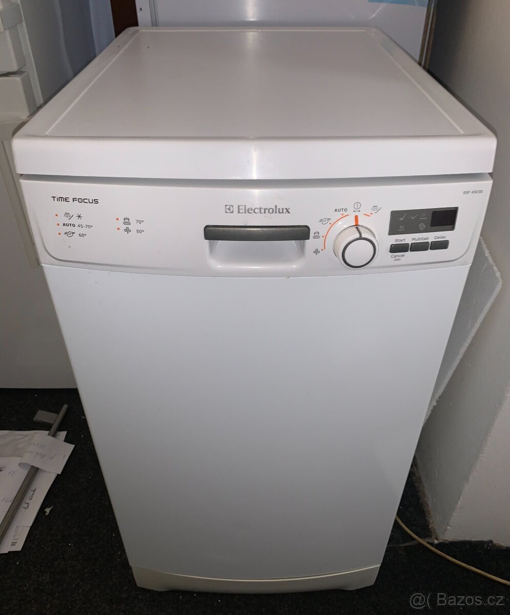 myčka Electrolux esf45030