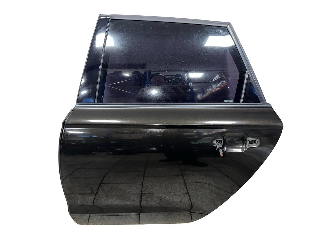 Levé zadní dveře černá metalíza LY8X Audi A6 C7 4G avant 12