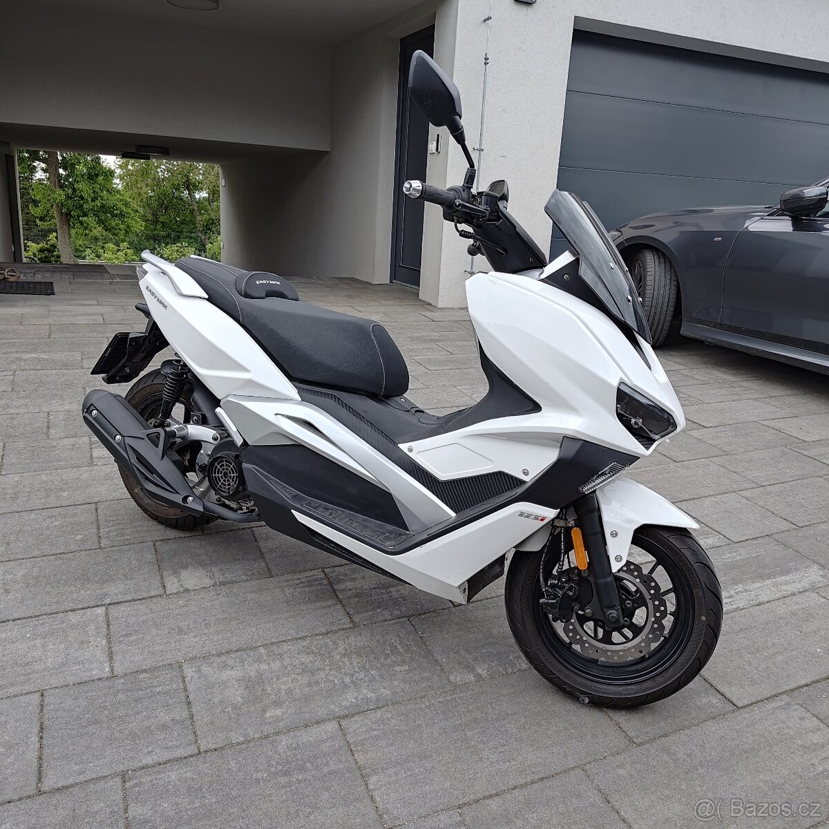 EasyMax 125 r.v. 2023, bílý