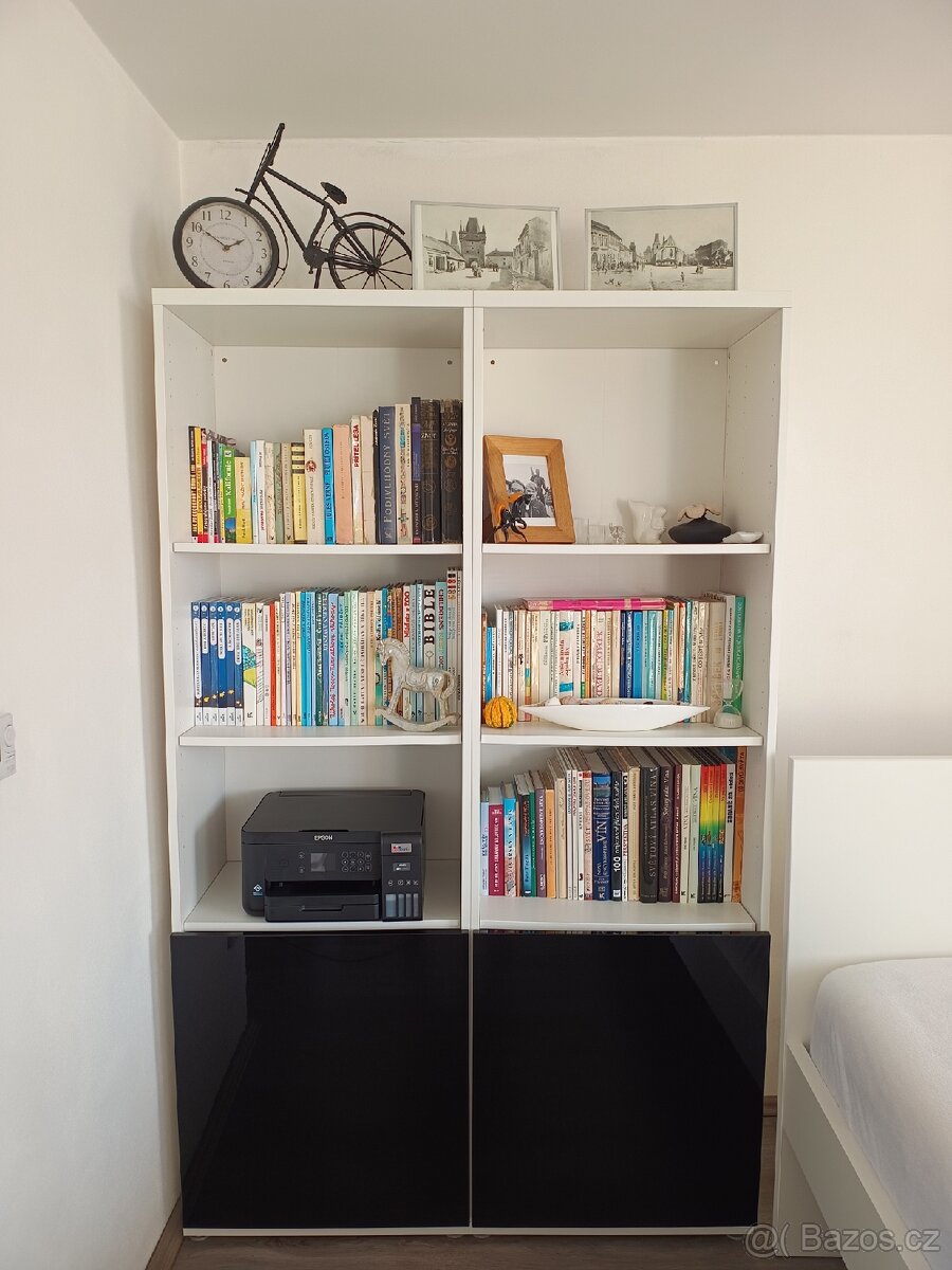 Ikea skříň