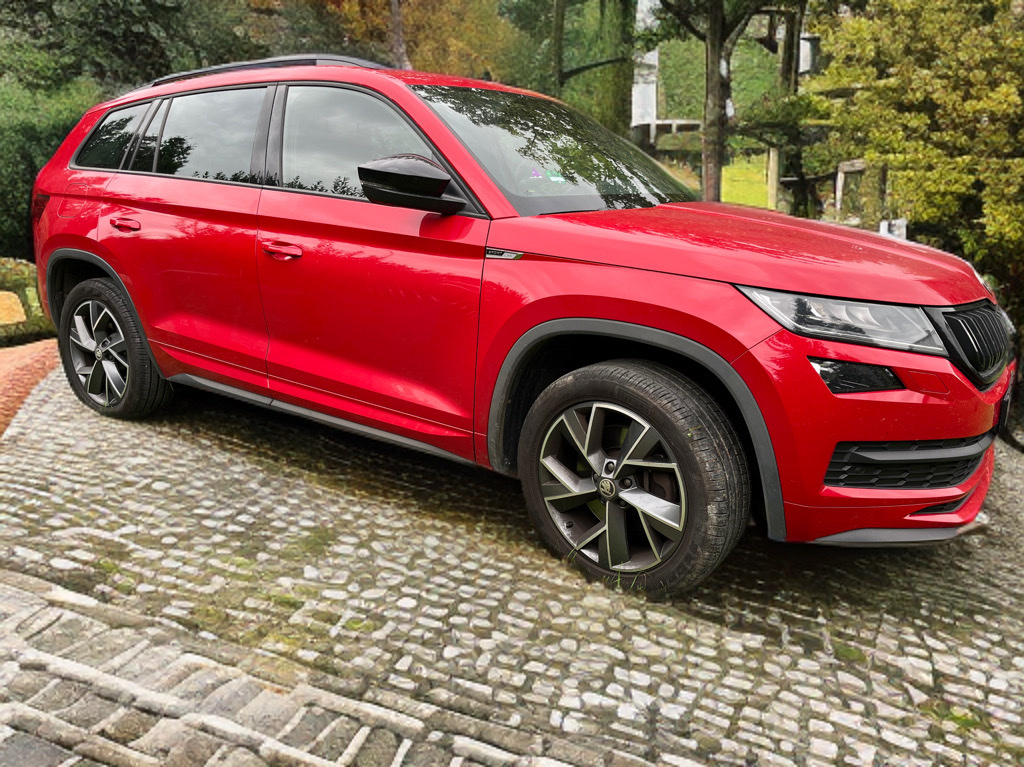 Kodiaq 2.0 TSI Sportline - 140Kw 4x4 DSG, najeto 24,000Tkm