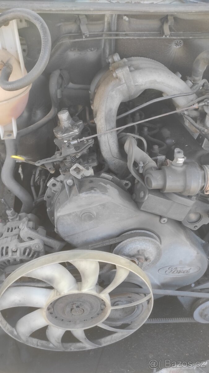 Ford Transit 2.5 D - kompletní motor + převodovka