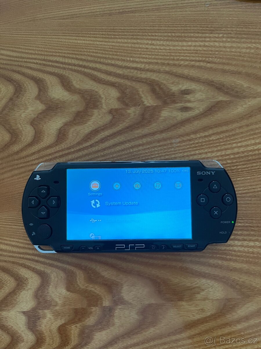 PSP 2004 s Memory stickem