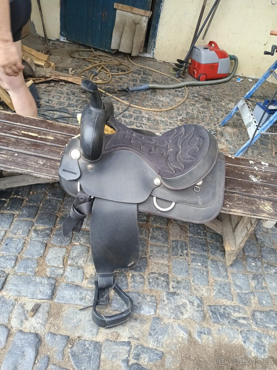 Westernové sedlo wintec