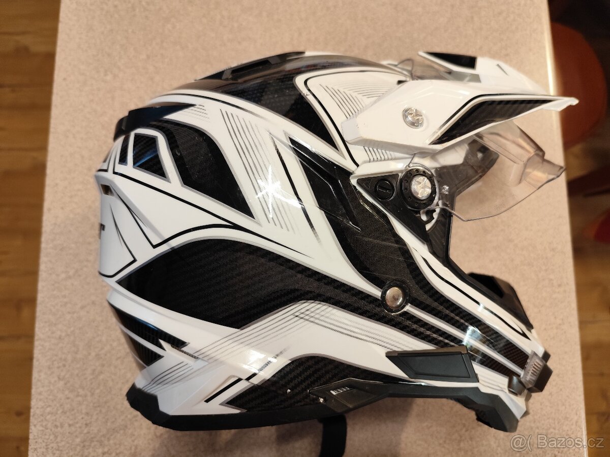 Přilba na motorku XS 53-54cm