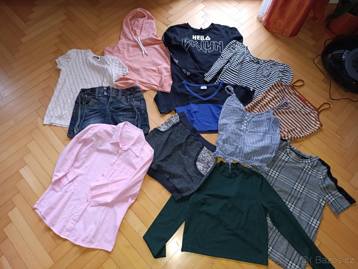 halenky,sukně,džínové kratasy,tílko,košile,mikiny