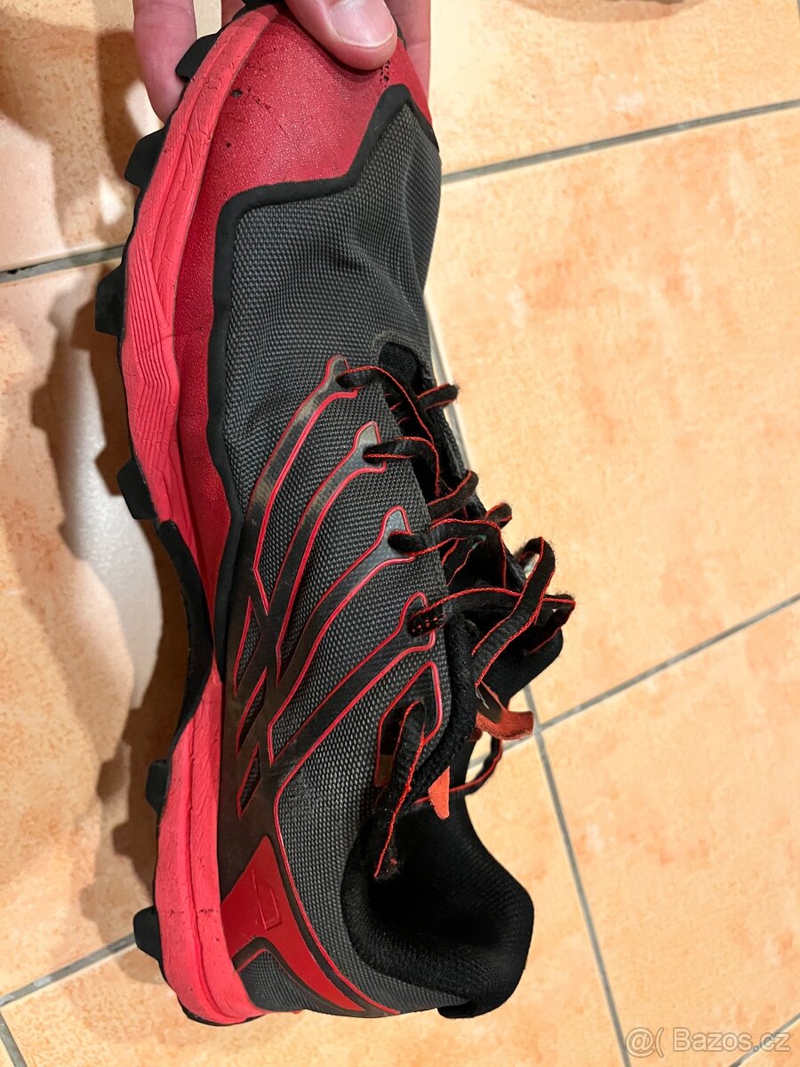 Běžecké boty Inov-8 X-Talon Ultra 260 V2