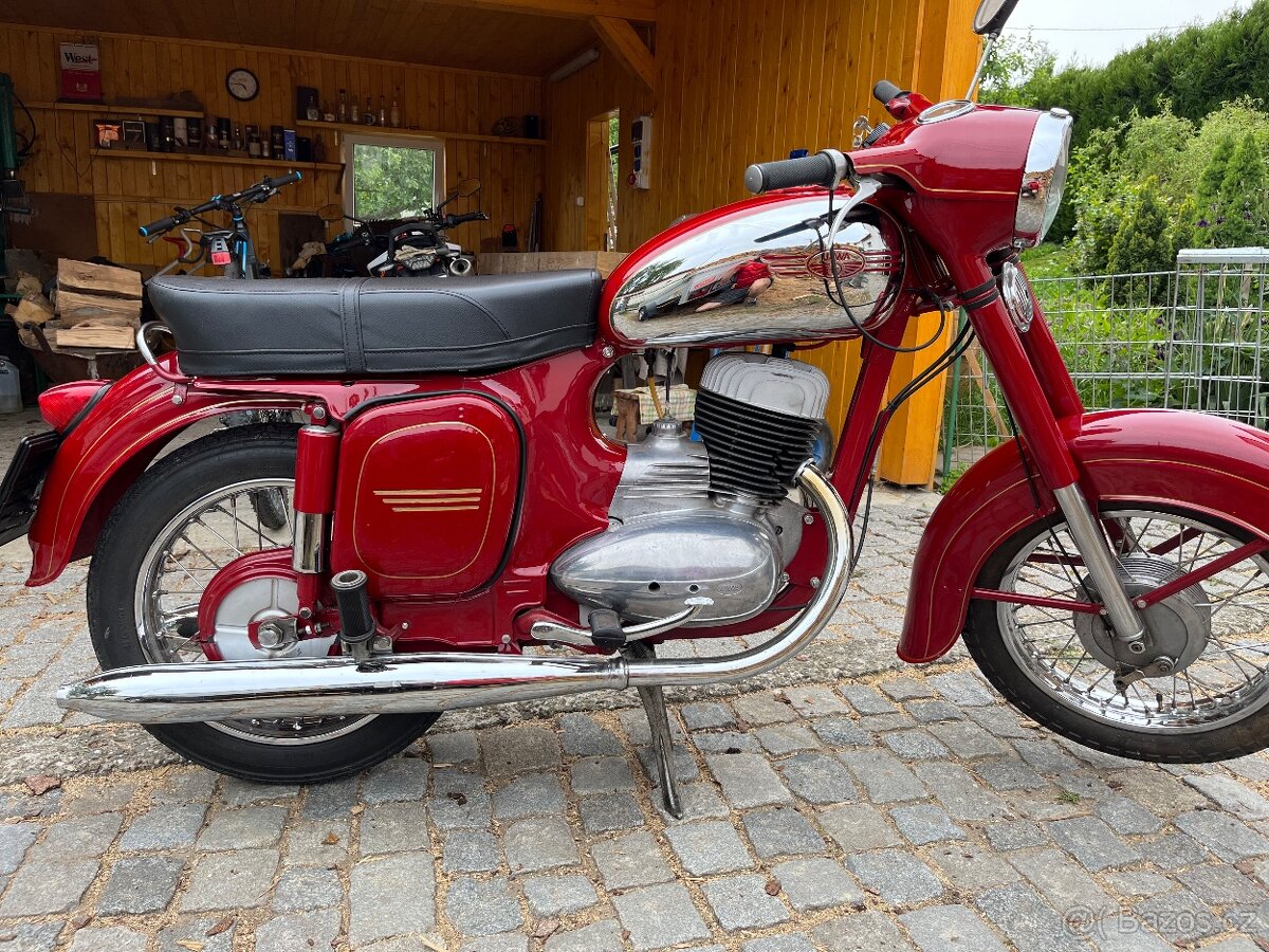 Jawa 250 panelka