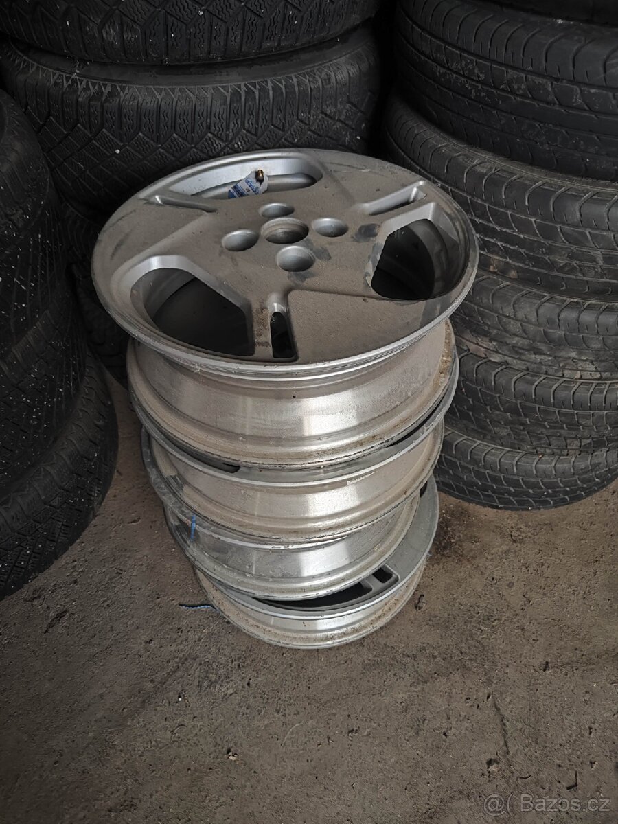 Alu Mitsubishi i-Miev